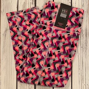 NWT Victoria’s Secret Sport Crop Leggings XS